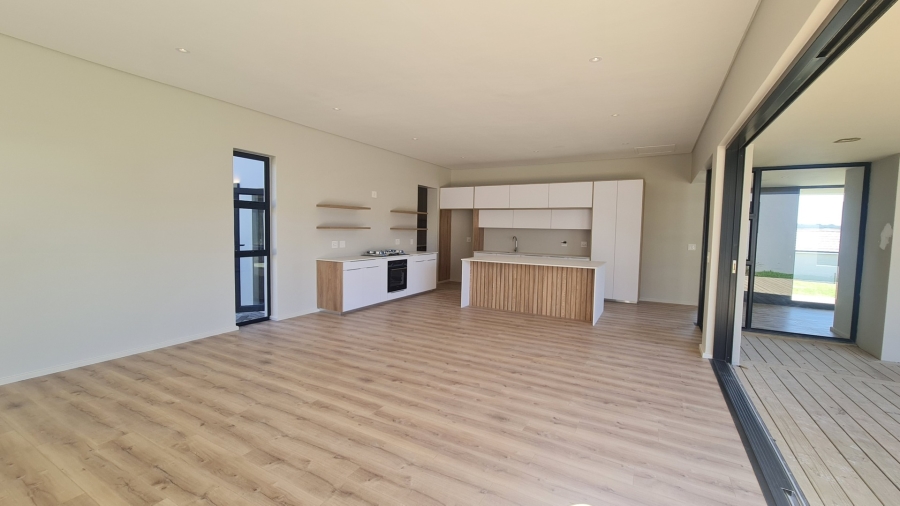 4 Bedroom Property for Sale in Baron View Western Cape